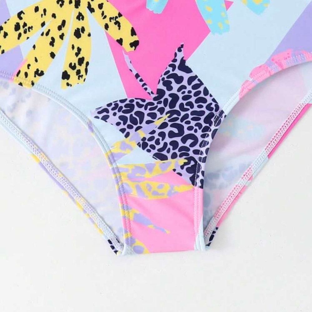 SHEIN Multicolor Kids Swim Rashguard - Picture 3 of 4